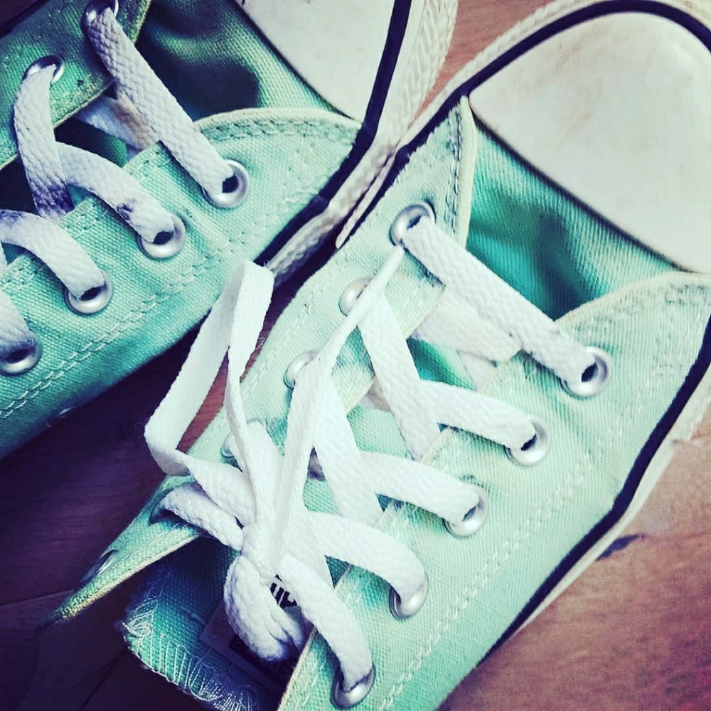 Aqua Converse